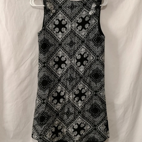 Savanna Jane Size Small Black White Abstract Sleeveless Lined Dress - Picture 5 of 10